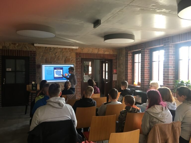 Lekcja w&nbsp;Bibliotece Ficinus – 65 lat miasta