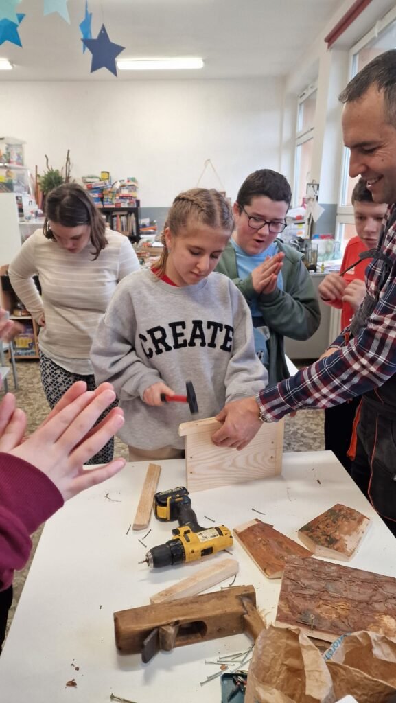Warsztaty stolarskie – Rzemiosło w praktyce! 2025
