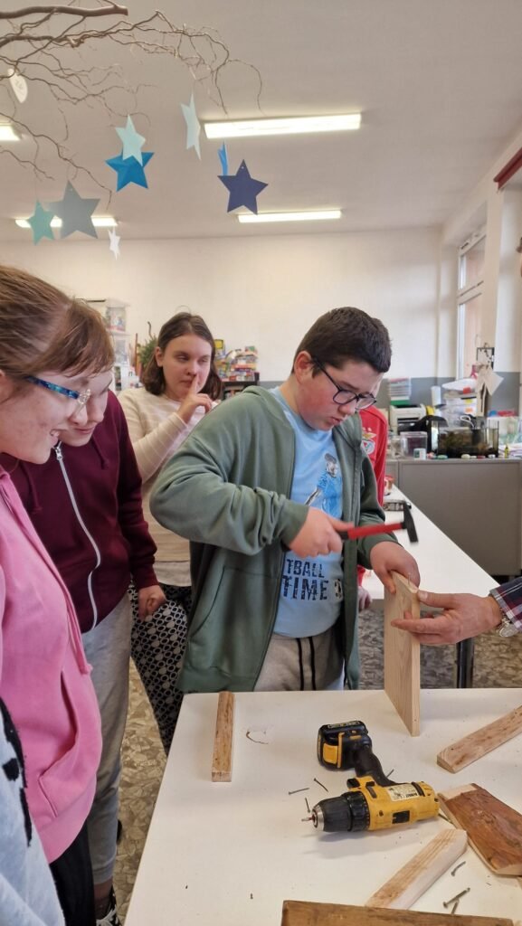 Warsztaty stolarskie – Rzemiosło w praktyce! 2025