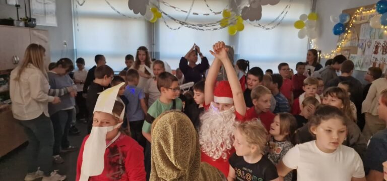 Bal Wszystkich Świętych w&nbsp;naszej szkole